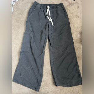 Aerie Black Cargo Pants NWTS